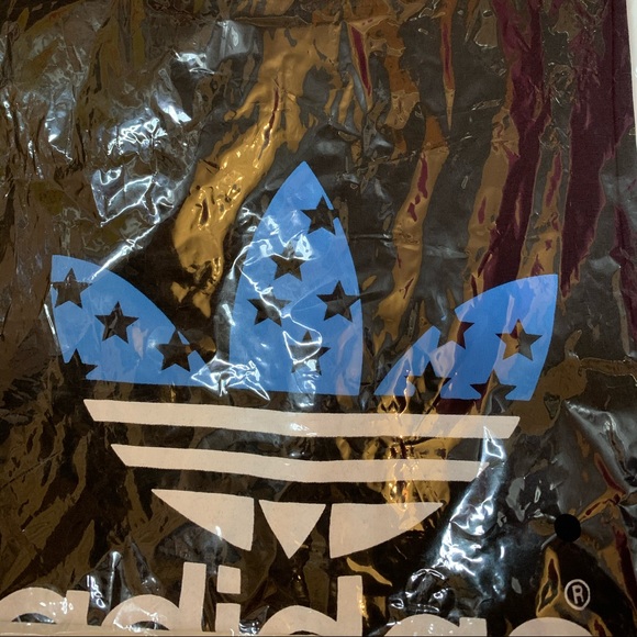 Adidas unisex shirt size M - Picture 1 of 1